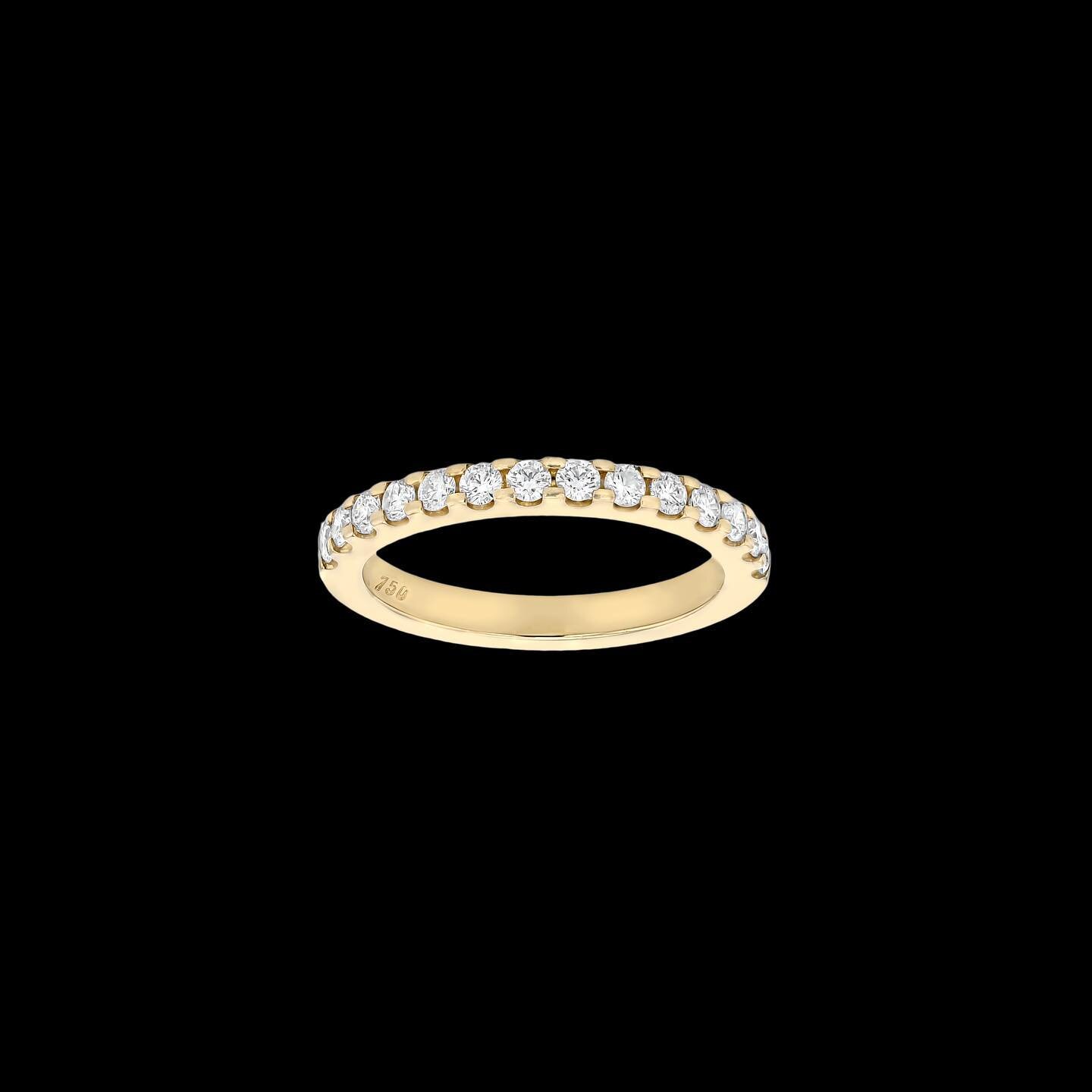 Yellow gold and diamond band #finejewellery #weddingband #eternityband #melbournejewellery #melbournejeweller #yellowgoldband