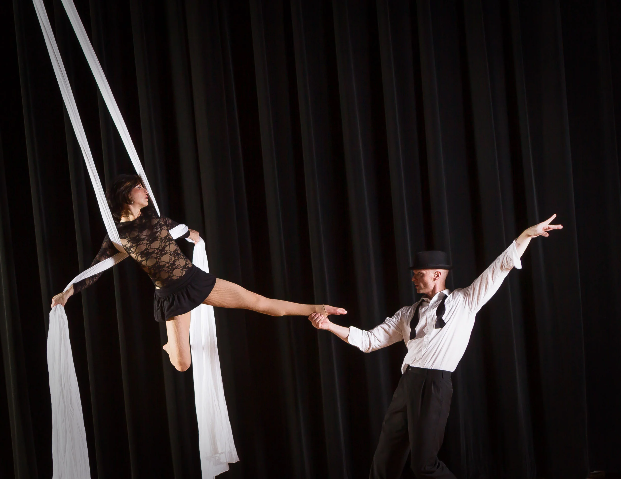 Aerial Dance-3.jpg