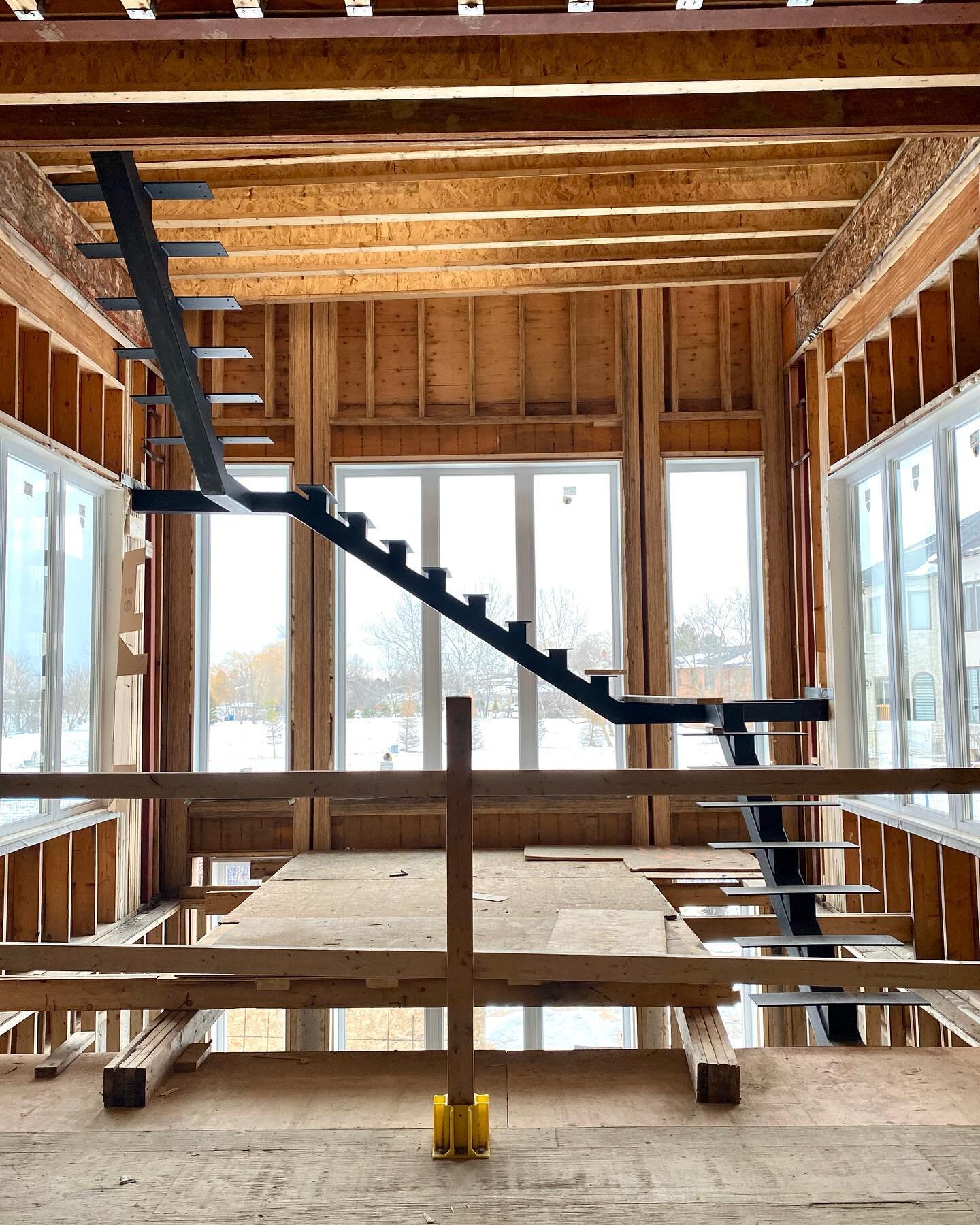 The Primary #Stairwell at One of Our Projects! Steel Mono Beam Stairs with (soon-to-be) White Oak Treads! 
----------------------------------⁠⁠⠀⠀ 
Interested in building your dream home? Contact us! 
☎️: (416) 816-4313 
✉️ info@prestigecustomhome.com