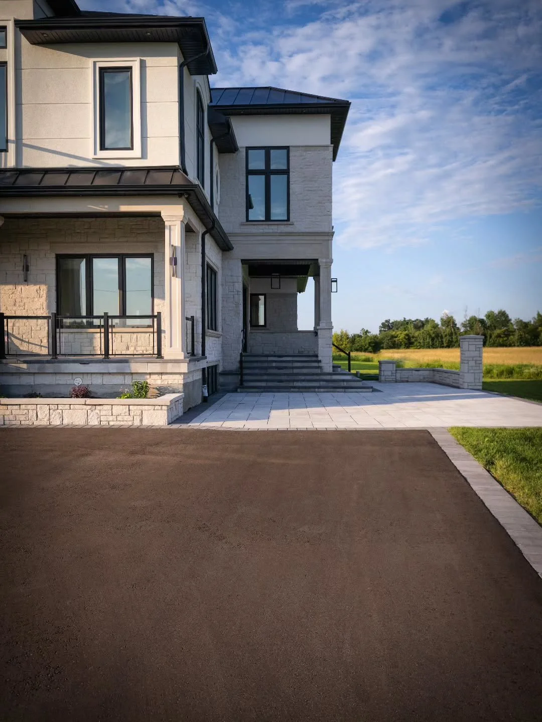 Its all about the angles.
.
.
.
Admiring #mothernatures magic with a fresh palate of colors. 
.
.
.
#prestigecustombuilder #architecture #exteriors #gardens #lucidhomes#incomparableresidences #extraordinaryclients #luxuryrealestate #luxury #luxe #cus