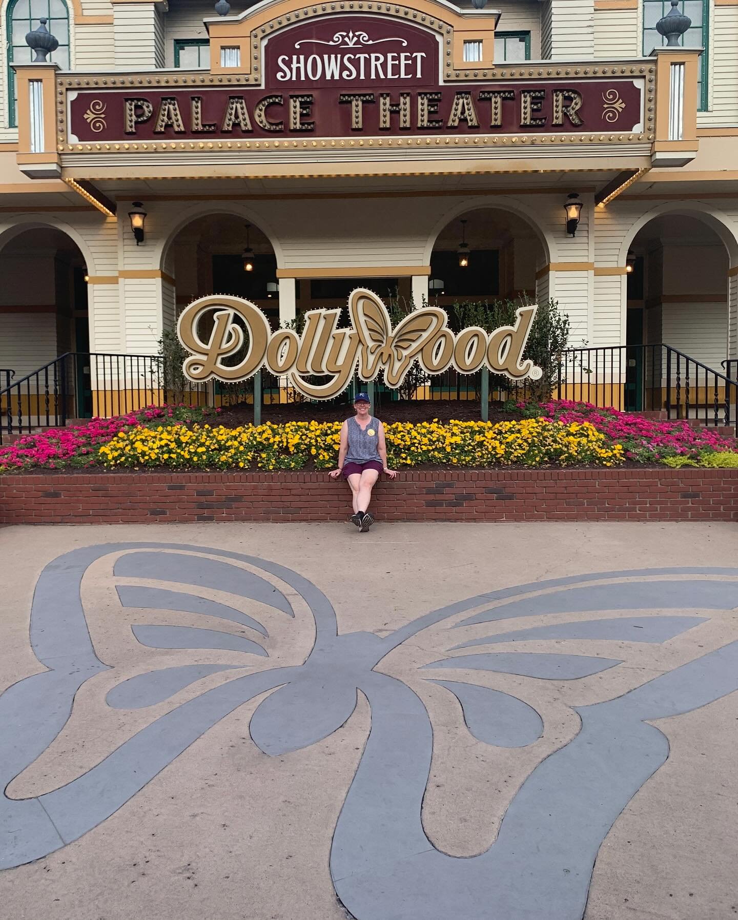 Spent the last couple days celebrating my birthday at Dollywood and Great Smokies National Park. 

I&rsquo;ve always wanted to go to Dollywood but I didn&rsquo;t realize just how happy it would make me!!! Total giddy kid moment&hellip;all day long!

