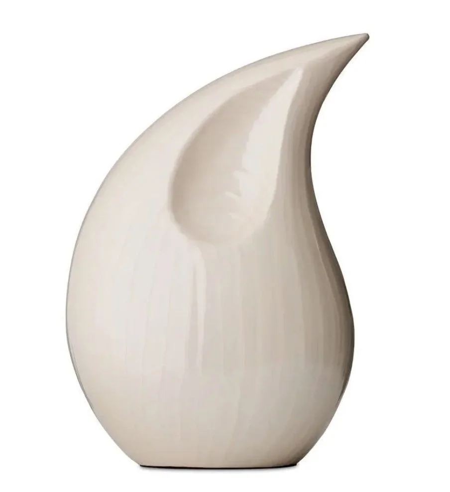 Avenya Teardrop Urn Large 

$400.00