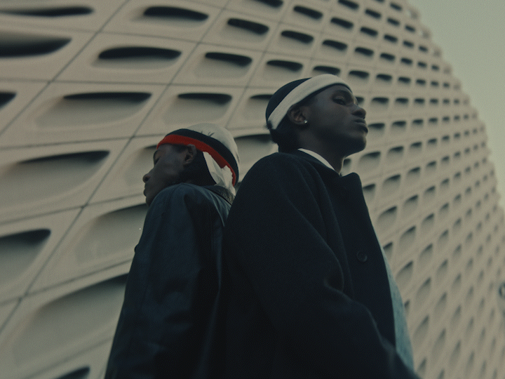 11.04.25 Williams Twins Steven Madden 6.gif