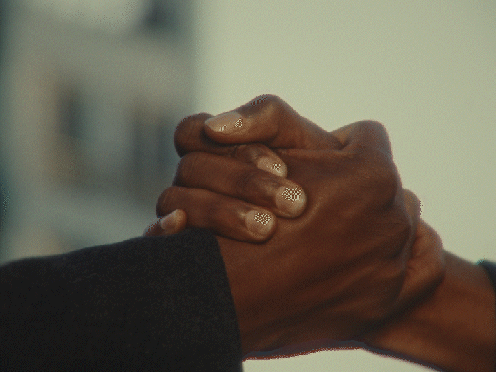 11.04.25 Williams Twins Steven Madden 5.gif