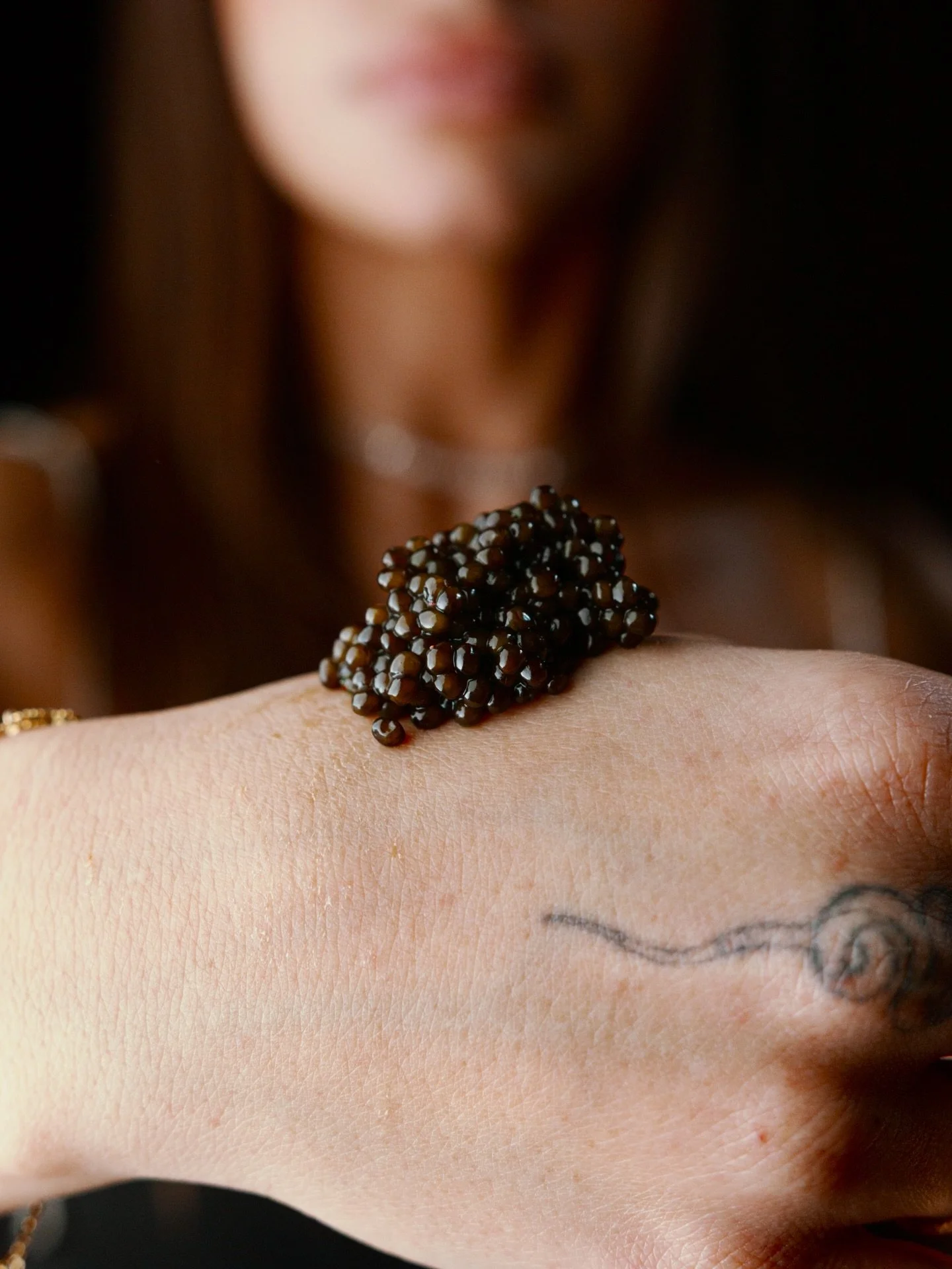 A re-edit from the archives.

Caviar bump feat. @karinakapralenko 

Shot for @perillasteak 
_
#caviar #chicagorestaurants #restaurantphotography #foodphotography #shotoncanon