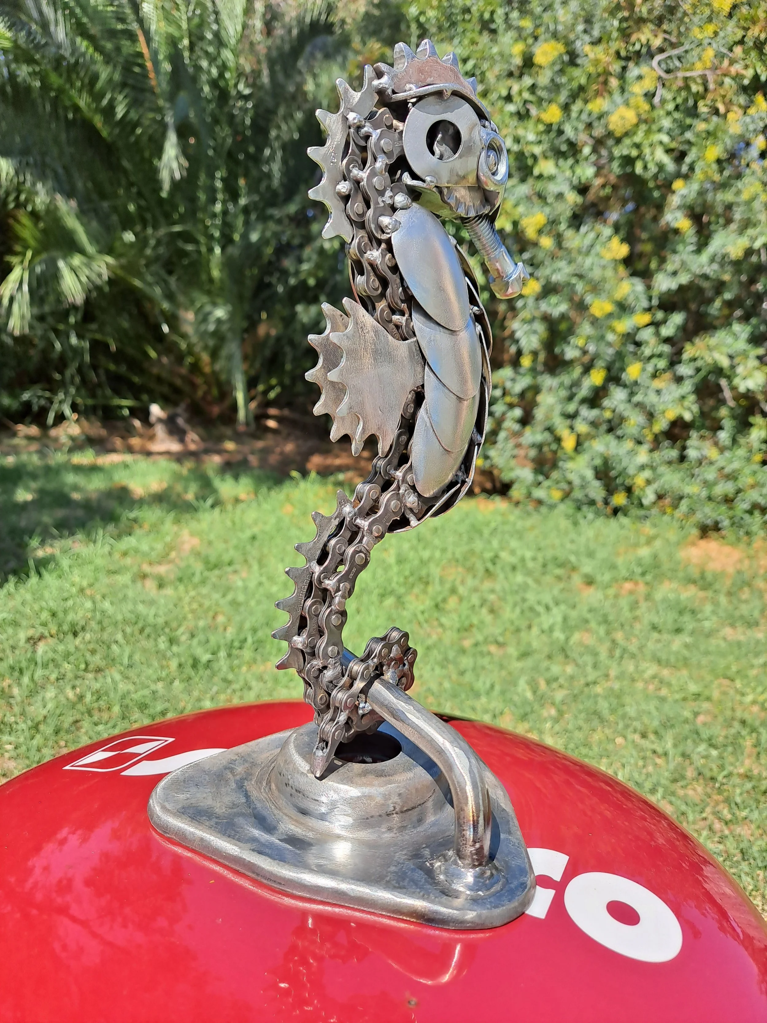 scrap metal seahorse