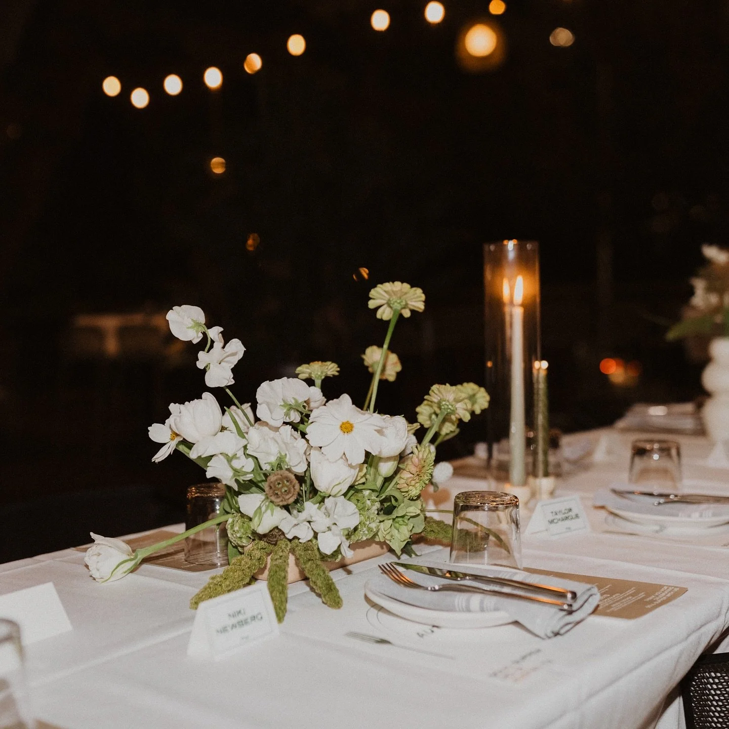 whether it is a rooftop, a backyard, a conference room, an apartment or at a restaurant, our supper table remains the same 🍴which supper setting is your favorite?