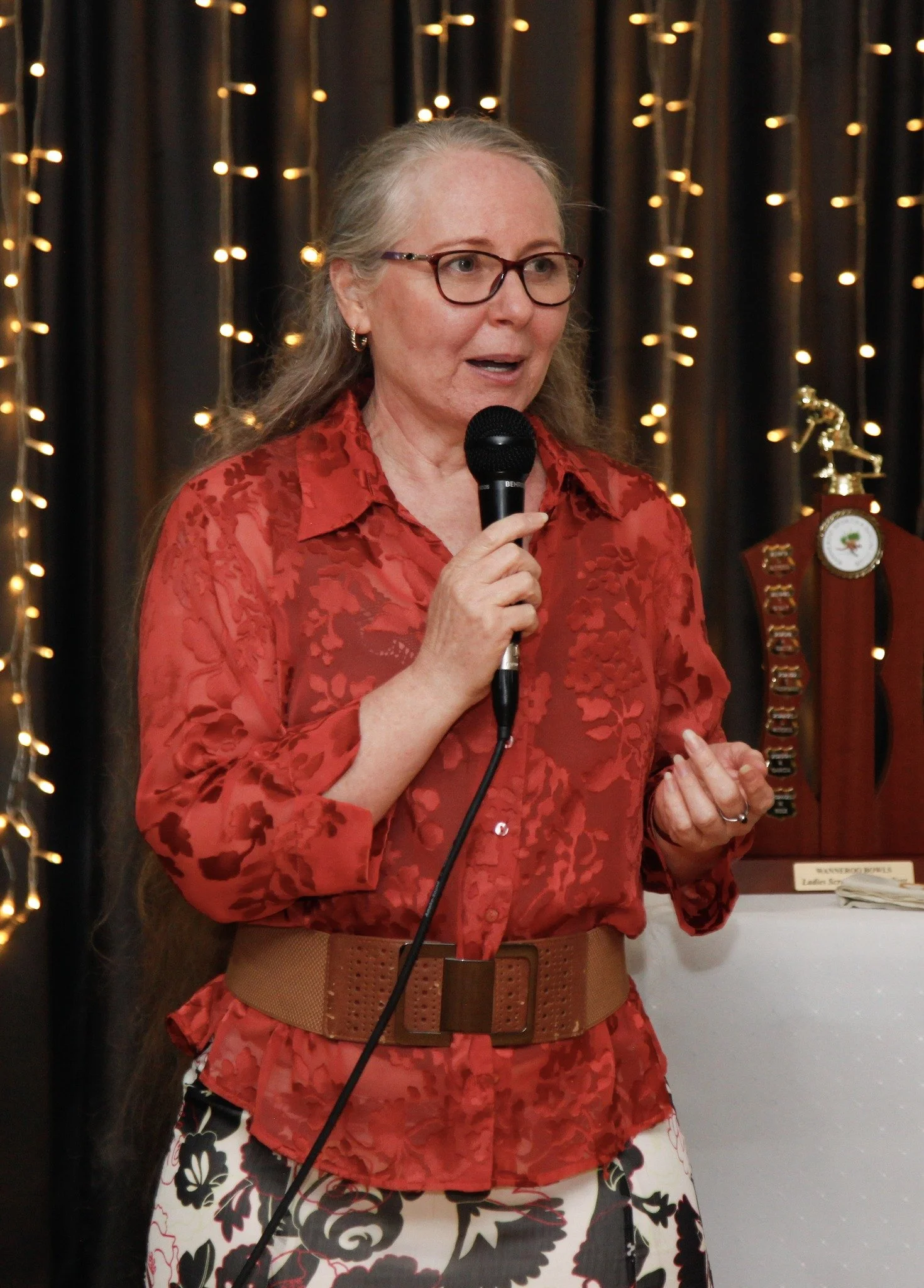 Narelle Susac addresses the crowd