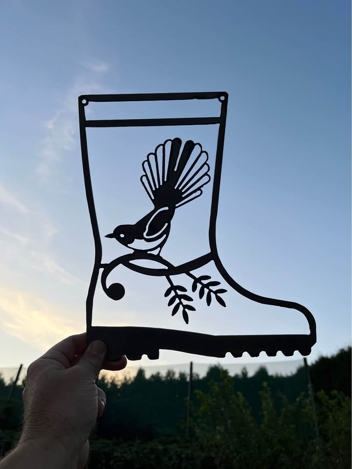 fantail gumboot.jpg