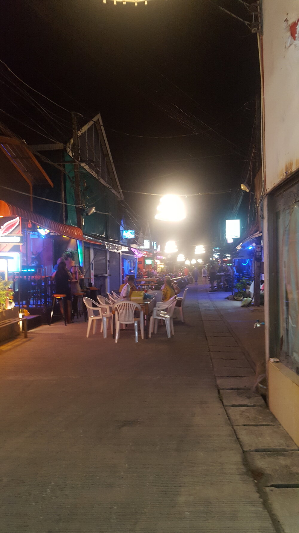 Street of Lamai at night