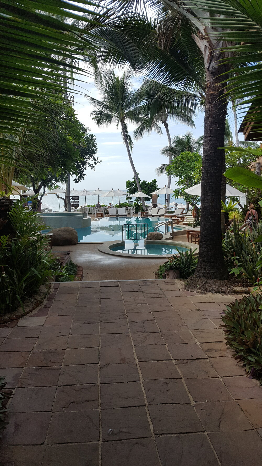 Pathway from the rooms to the pool and the beach