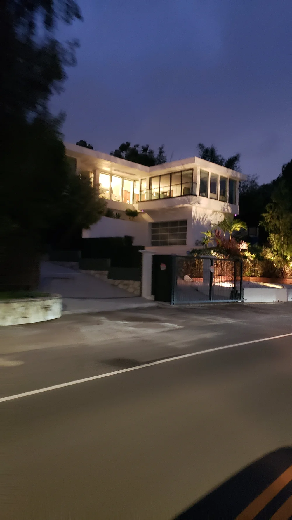 Bollywood Actor Shahrukh's Khan home (used to be)