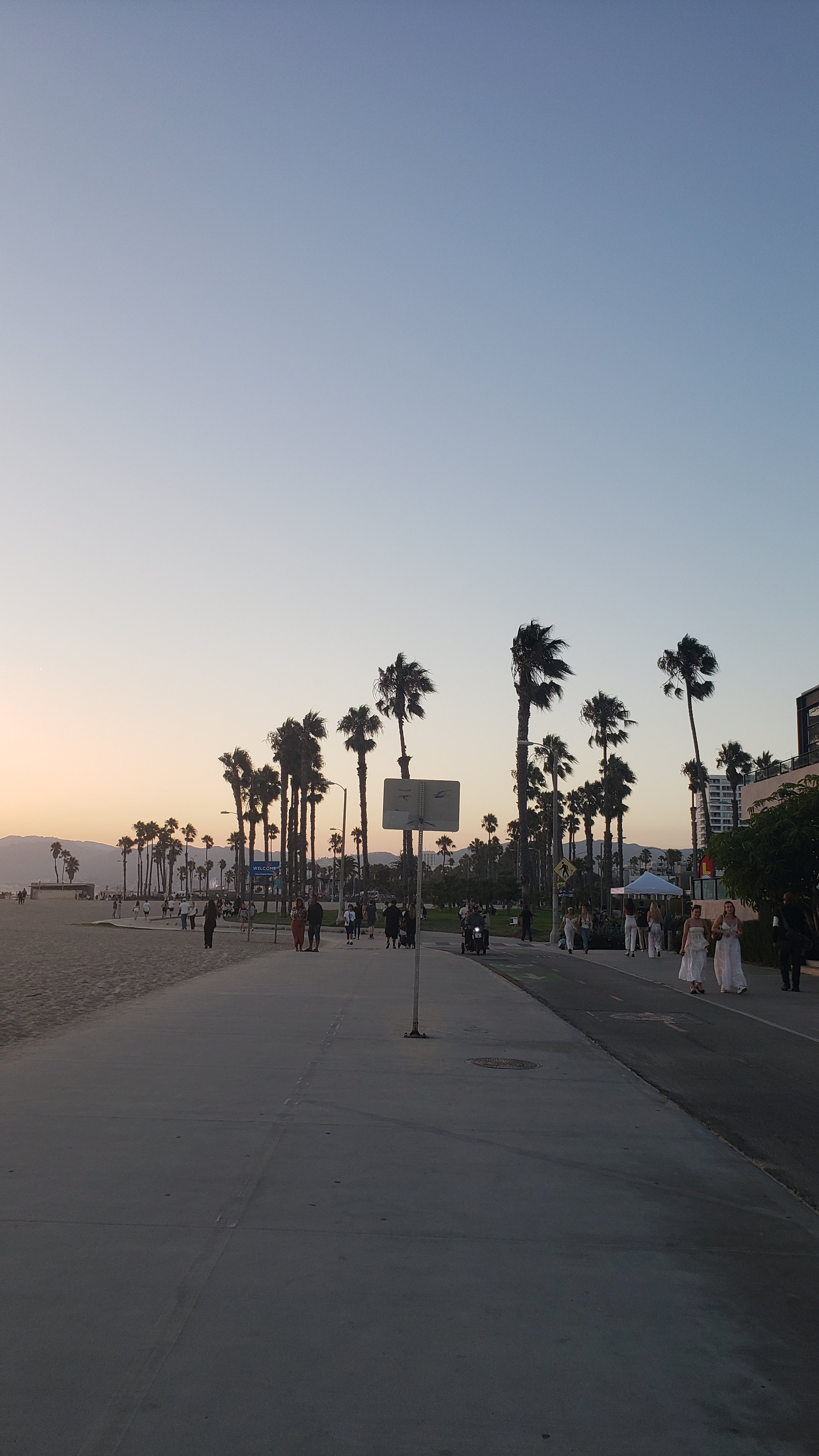 Boardwalk from Venice Beach to Santa Monica Beach