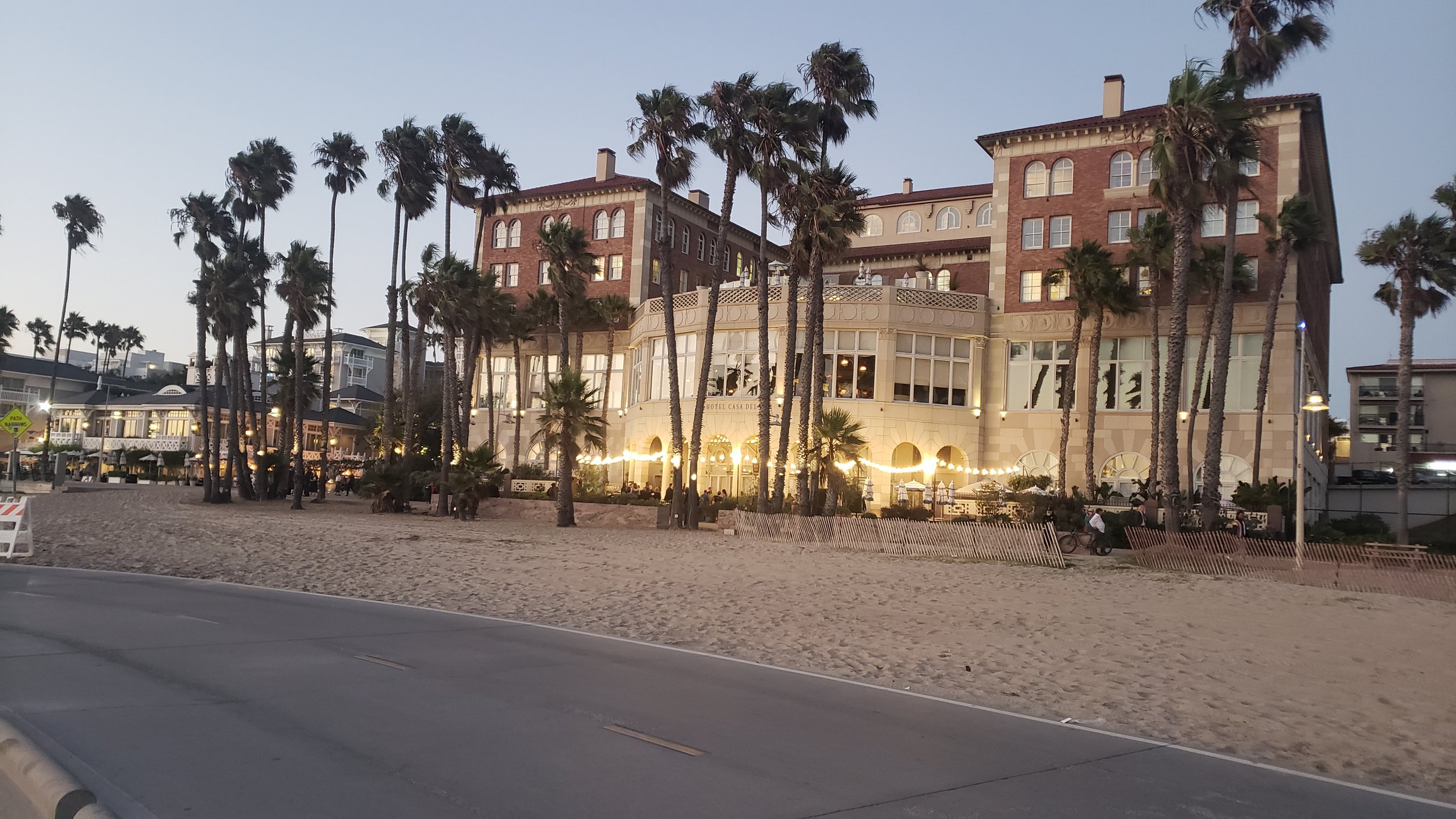 Hotel on Santa Monica Beach
