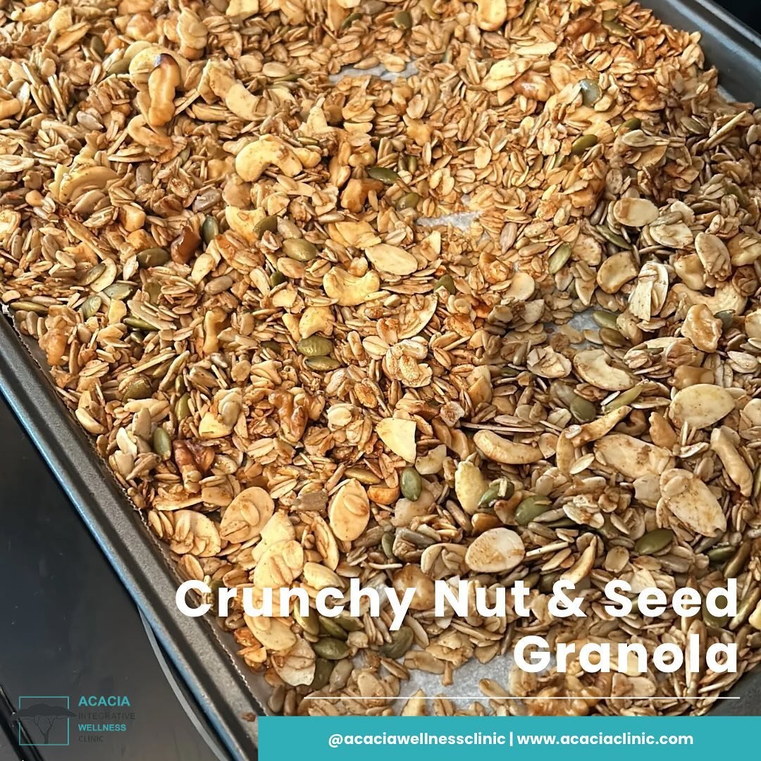 Do you struggle with finding healthier breakfast options?

Say no more. 
 
Granola can make a great breakfast option and is easy to pack for eating once you get to work too. Kids will love it as well ✅. 

Go get this granola recipe from our website u