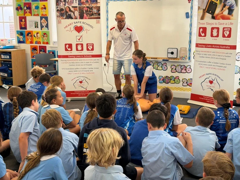 Heart Safe School St-Marys Life saving demo