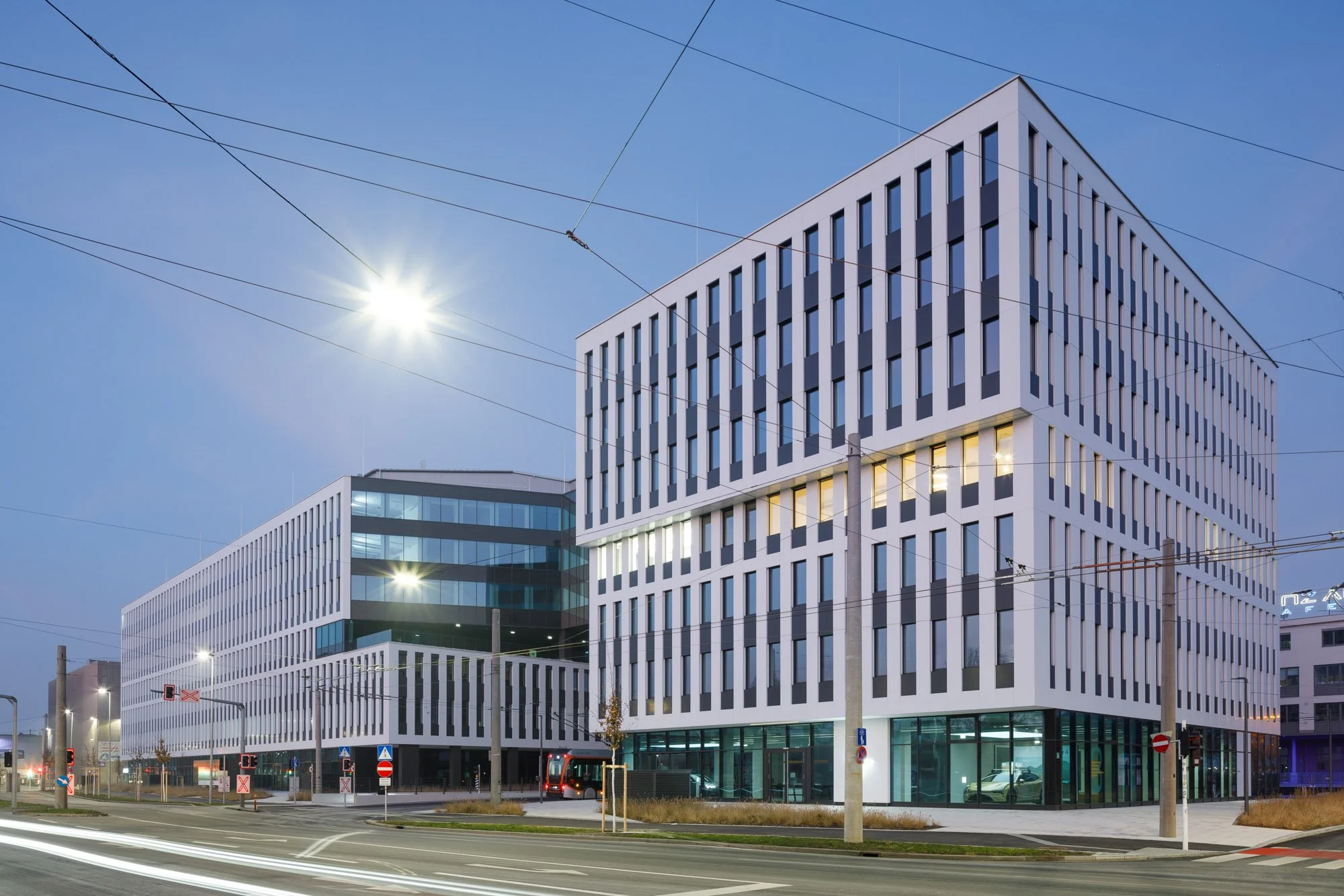 15.Hafenportal-Linz-Architektur-Sengstbratl.jpg