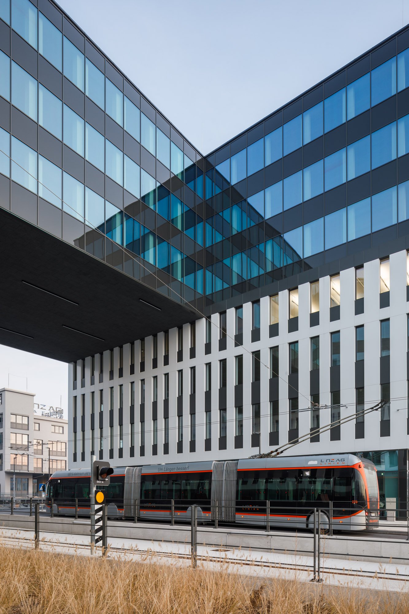 9.Hafenportal-Linz-Architektur-Sengstbratl.jpg
