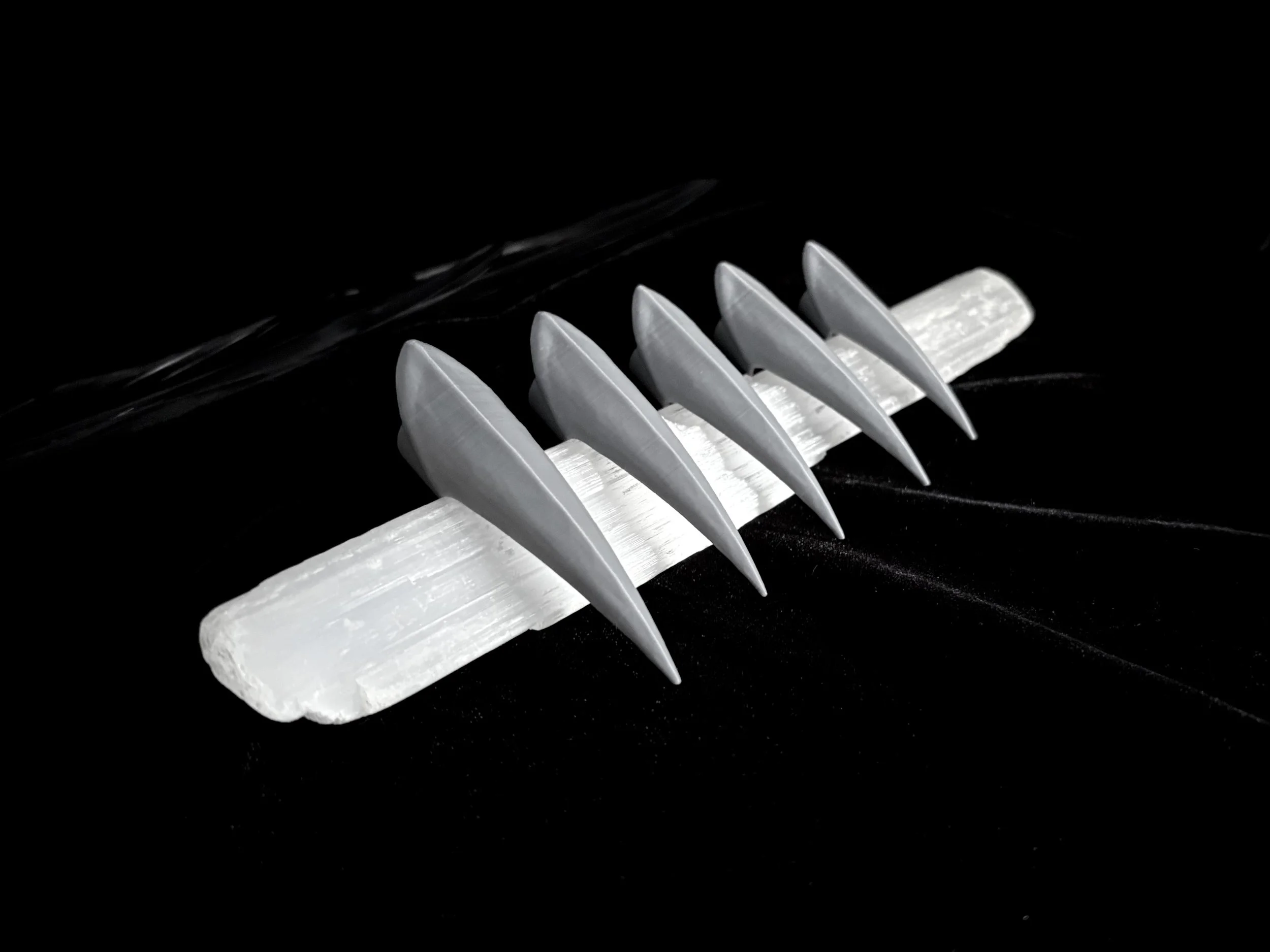 Set of 5 XL Ice Grey Claw Nail Rings