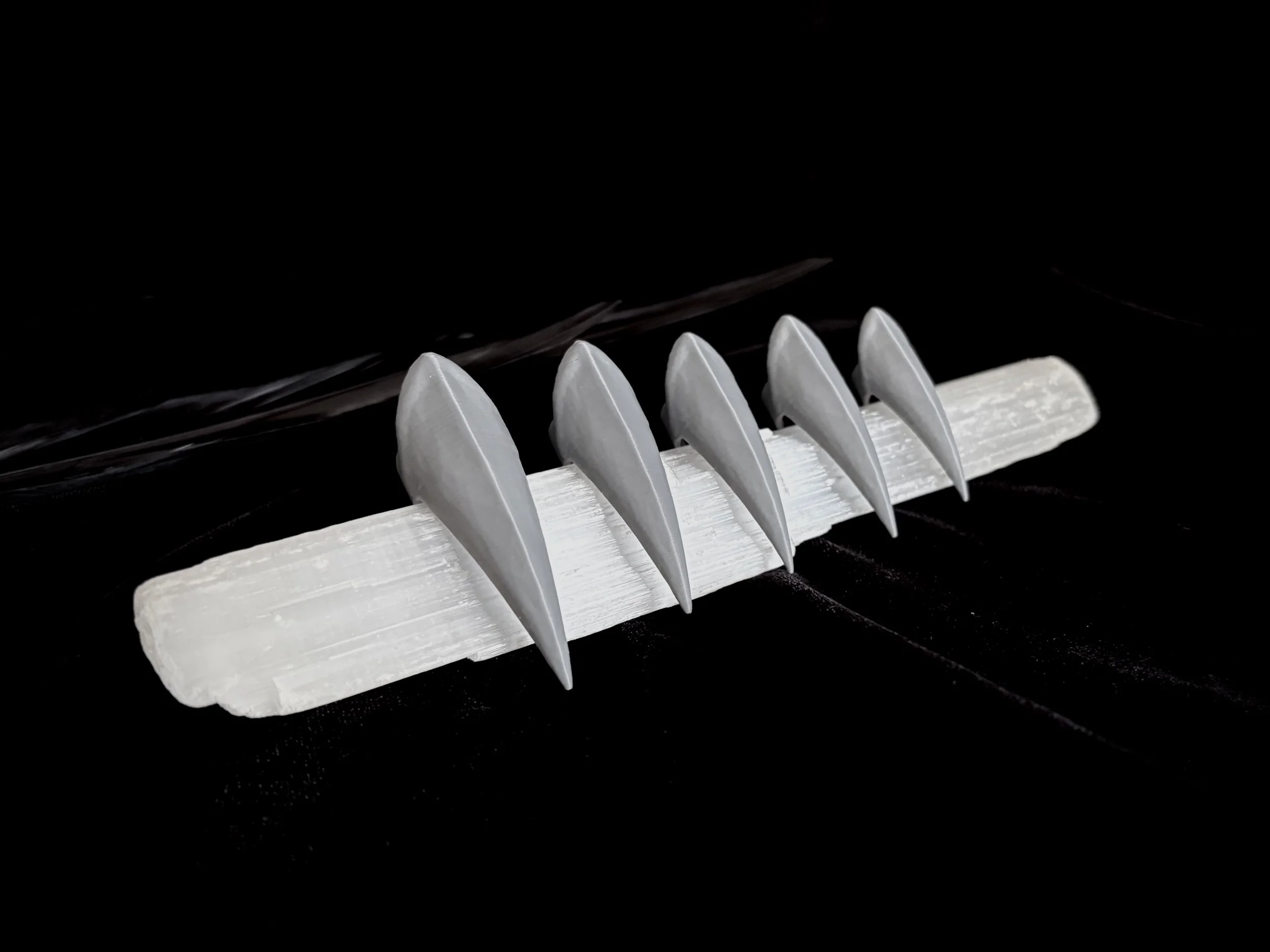 Set of 5  Ice Grey Claw Nail Rings