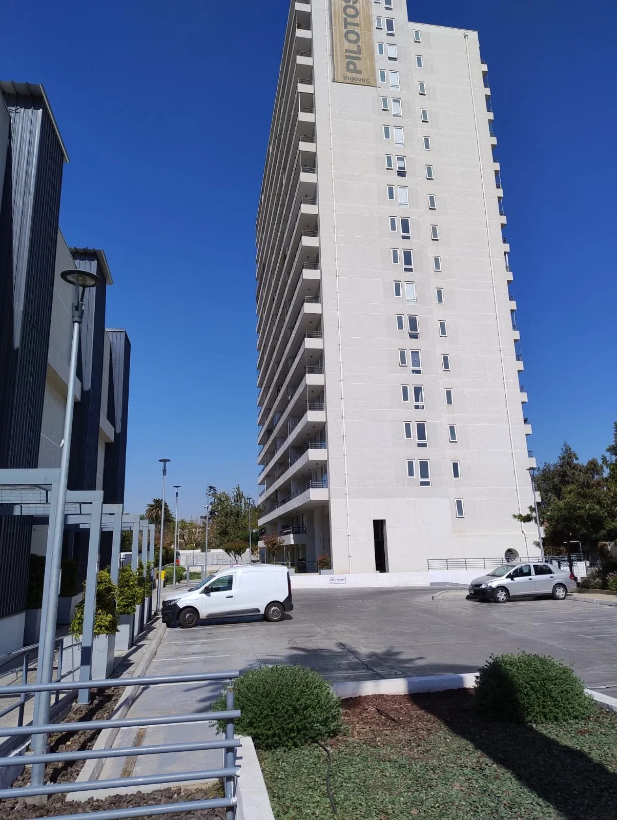 Libertad 30 depto. 303