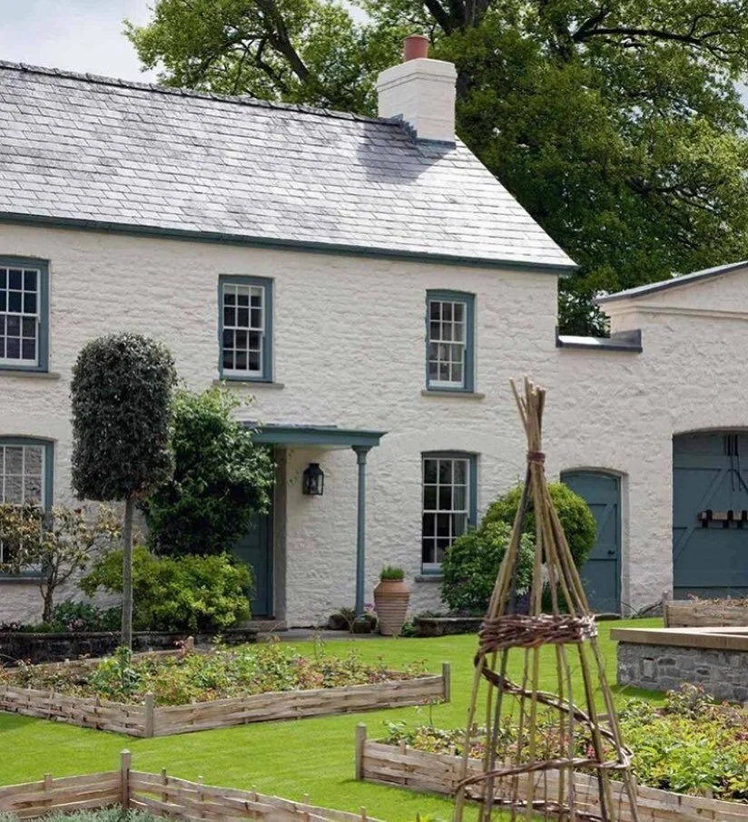 Prince Charles&rsquo;s beautiful Welsh home courtesy of @houseandgardenuk ❤️👌🏻