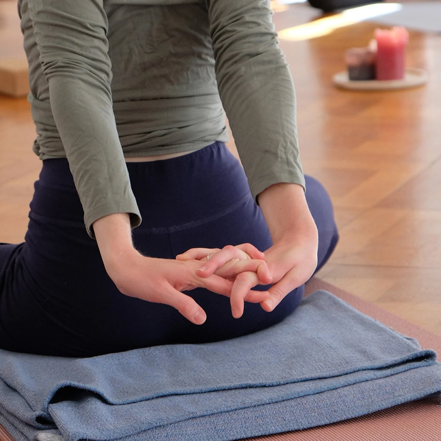 ✨ N&Auml;CHSTE TRAININGS✨

Unsere n&auml;chsten Yoga Teacher Training Termine stehen und wir k&ouml;nnen es kaum erwarten, mit dir in die n&auml;chste Runde zu starten.

🌙 200h YTT - spirit.soul.flow.
M&auml;rz - Dezember 2026 

🌱300h YTT 
Modul 1: