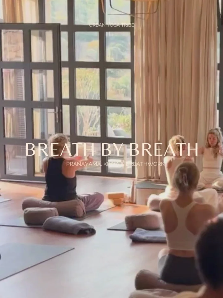 PRANAYAMA | KRIYA | YOGIC BREATHWORK✨ 

Kann R&auml;ume &ouml;ffnen, die weit &uuml;ber Bewegung hinausgehen. Tiefe, Klarheit, Emotion, Energie - all das wird zug&auml;nglich, wenn wir bewusst atmen. 

Ob ruhig und regulierend (Moon) bis klar, aktivi
