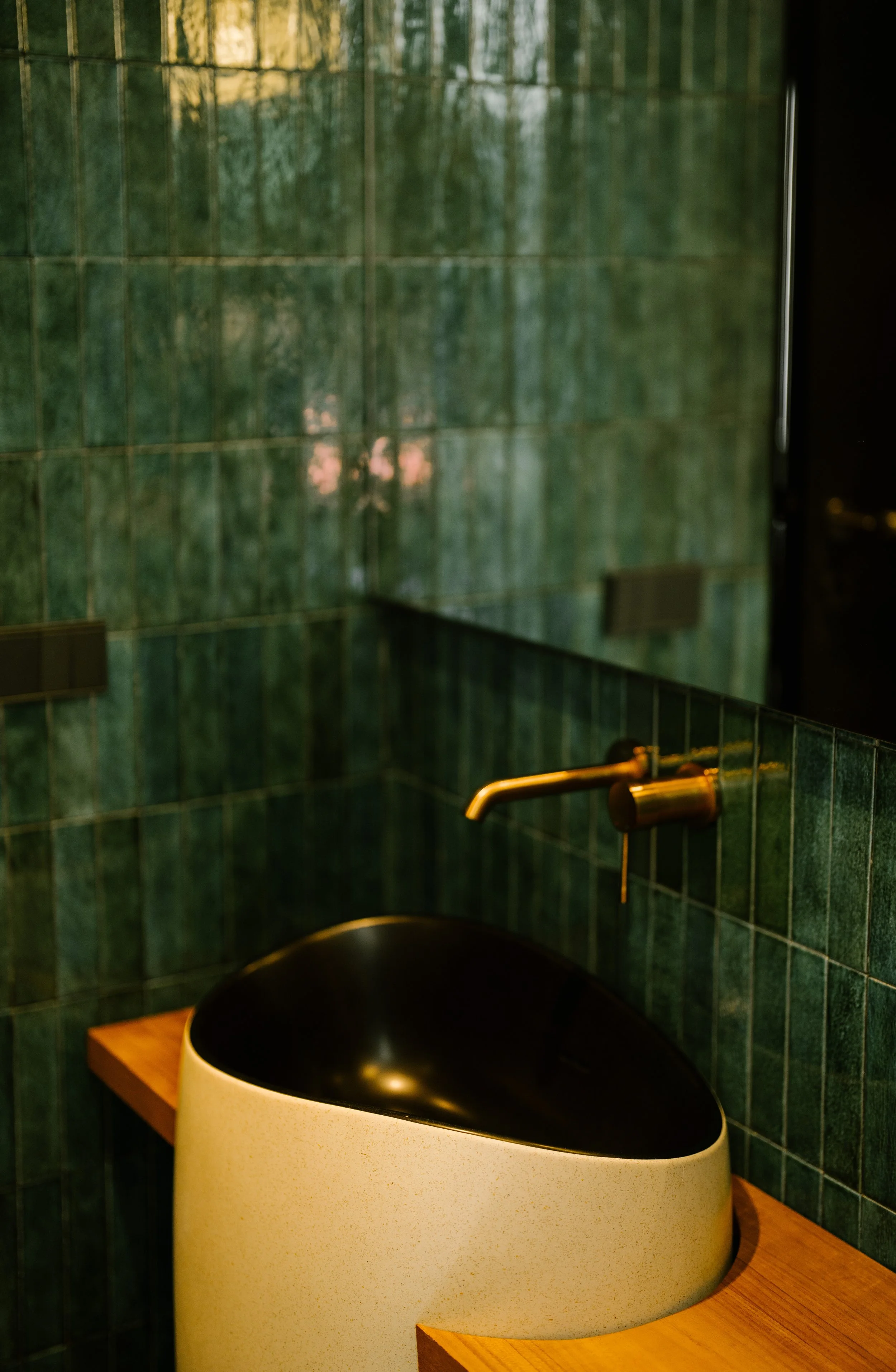 Marcela Freestanding Basin.jpg