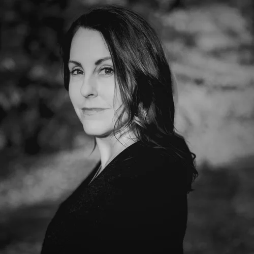 Jeannine Ouellette