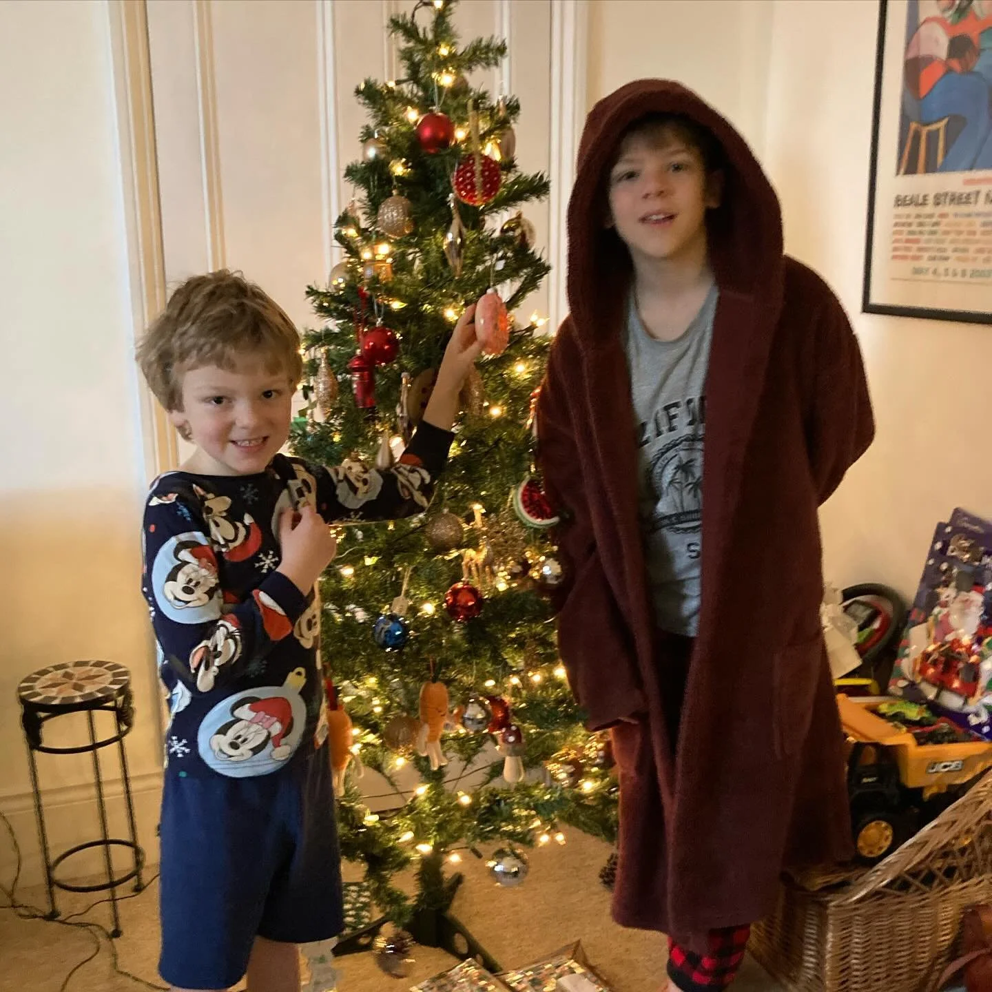 SAVOURING. It&rsquo;s a thing. December and January whizzed by in a blur of birthdays (my boys are now 6 and 13, what?!) and family and Christmas and New Year and a quick trip to Devon (and cold sea dip!) and panto and getting back into the school gr