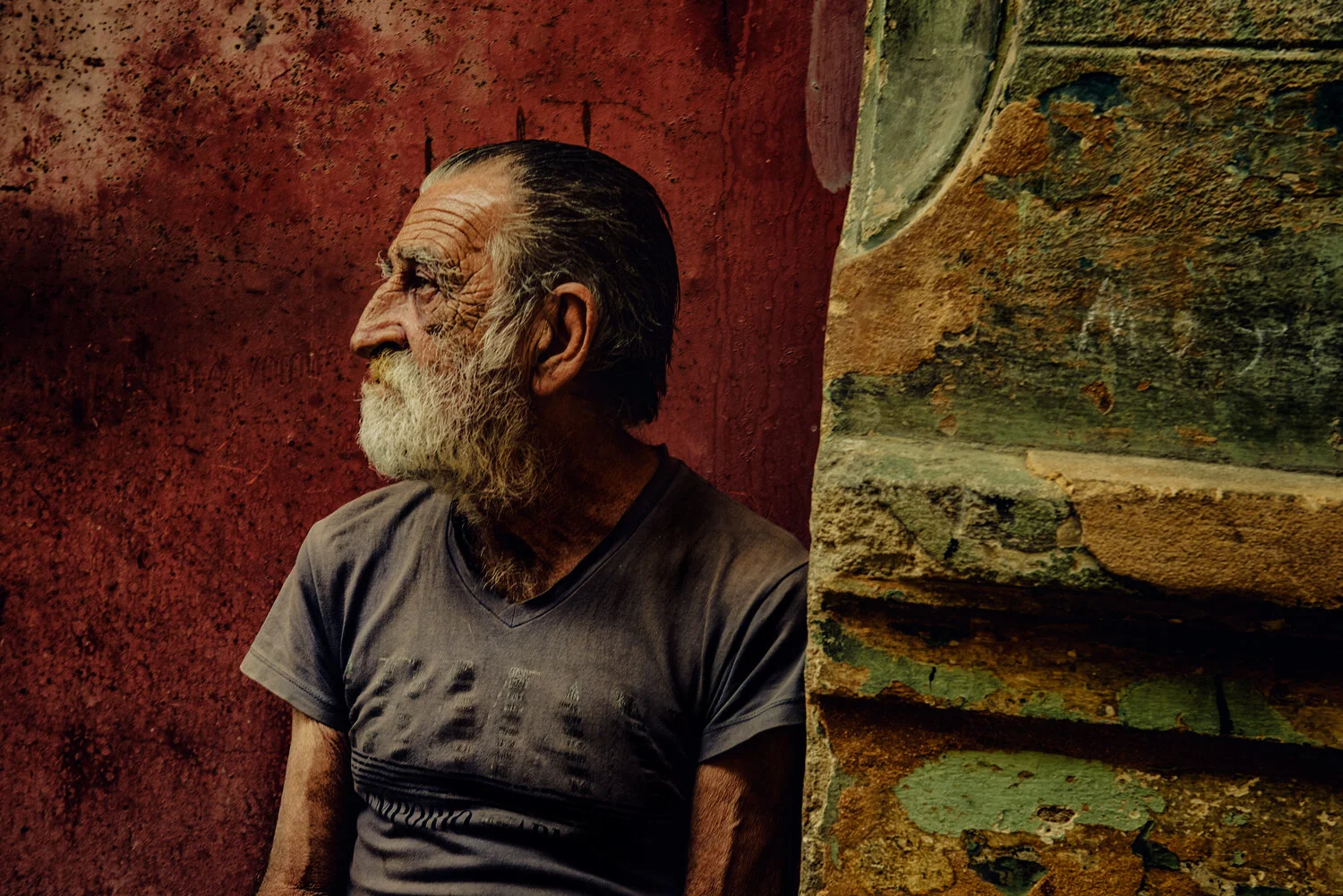 CUBA-OLD-MAN-RED-DOOR-FACE.jpg