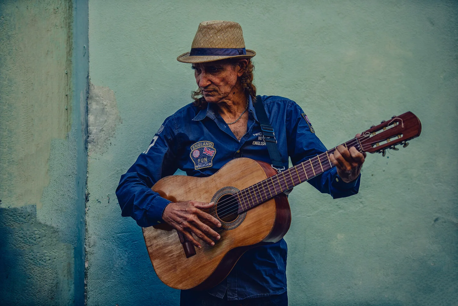 Cuba_dec_2018_guitar.GHB_8759.jpg