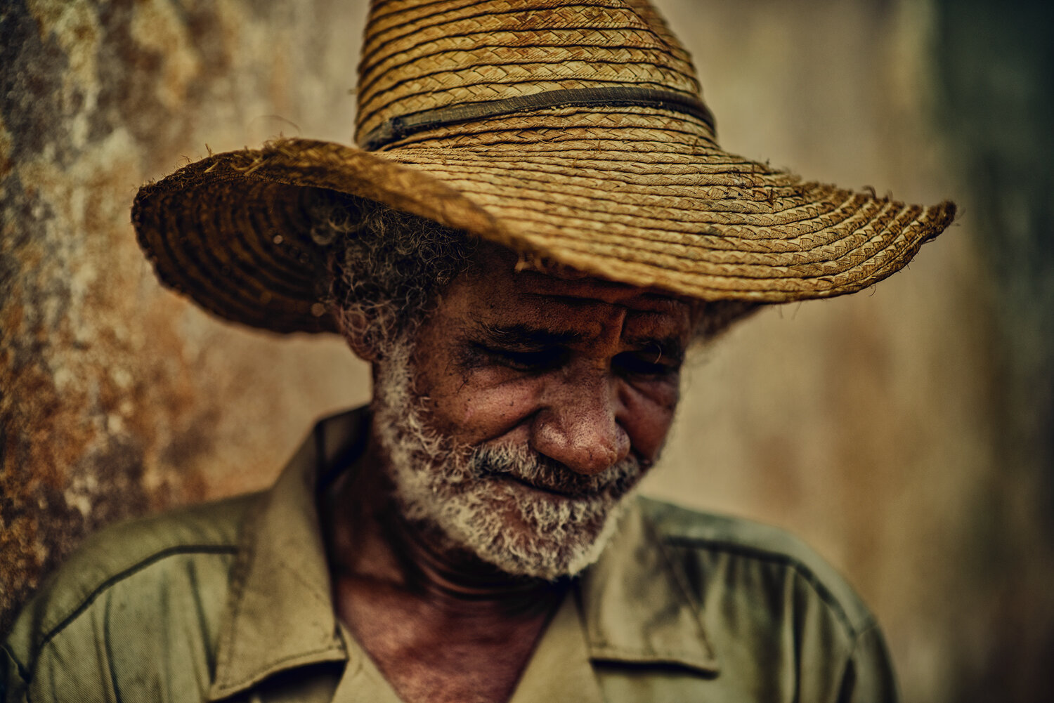CUBA-FARMER-FACE-newplus.jpg