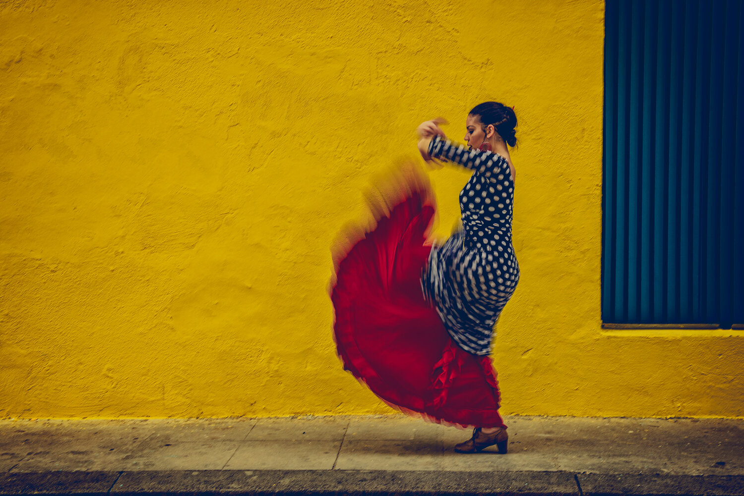Cuba_2018_polkadot_dancer_swirl_GHB_1367.jpg