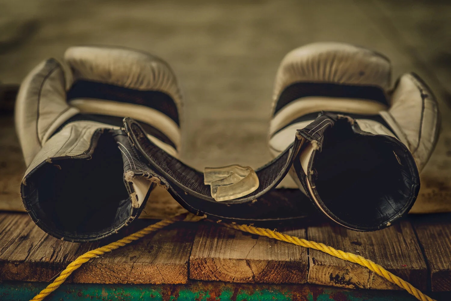 CUBA-BOX-WHITE-GLOVES-STILLLIFE.jpg