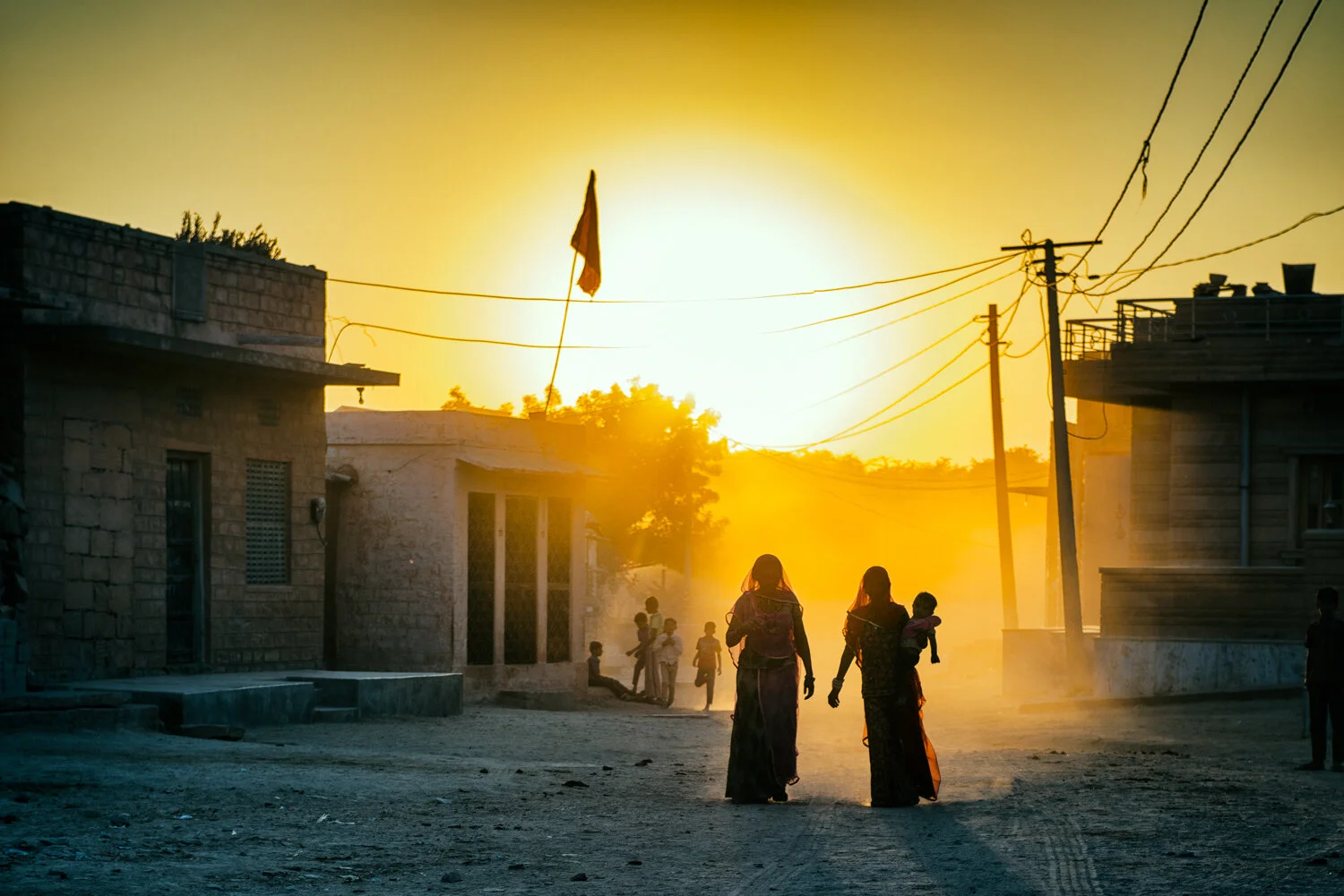 BACKLIT-2-WOMEN-WALK.jpg