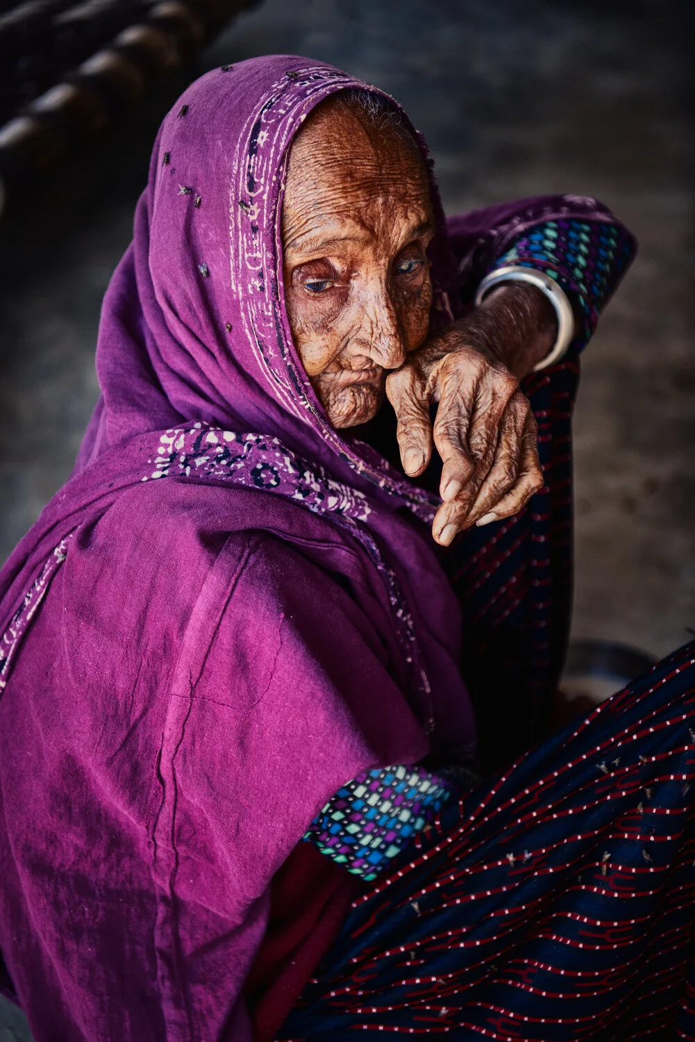 OLD-WOMAN-HAND-MOUTH.jpg