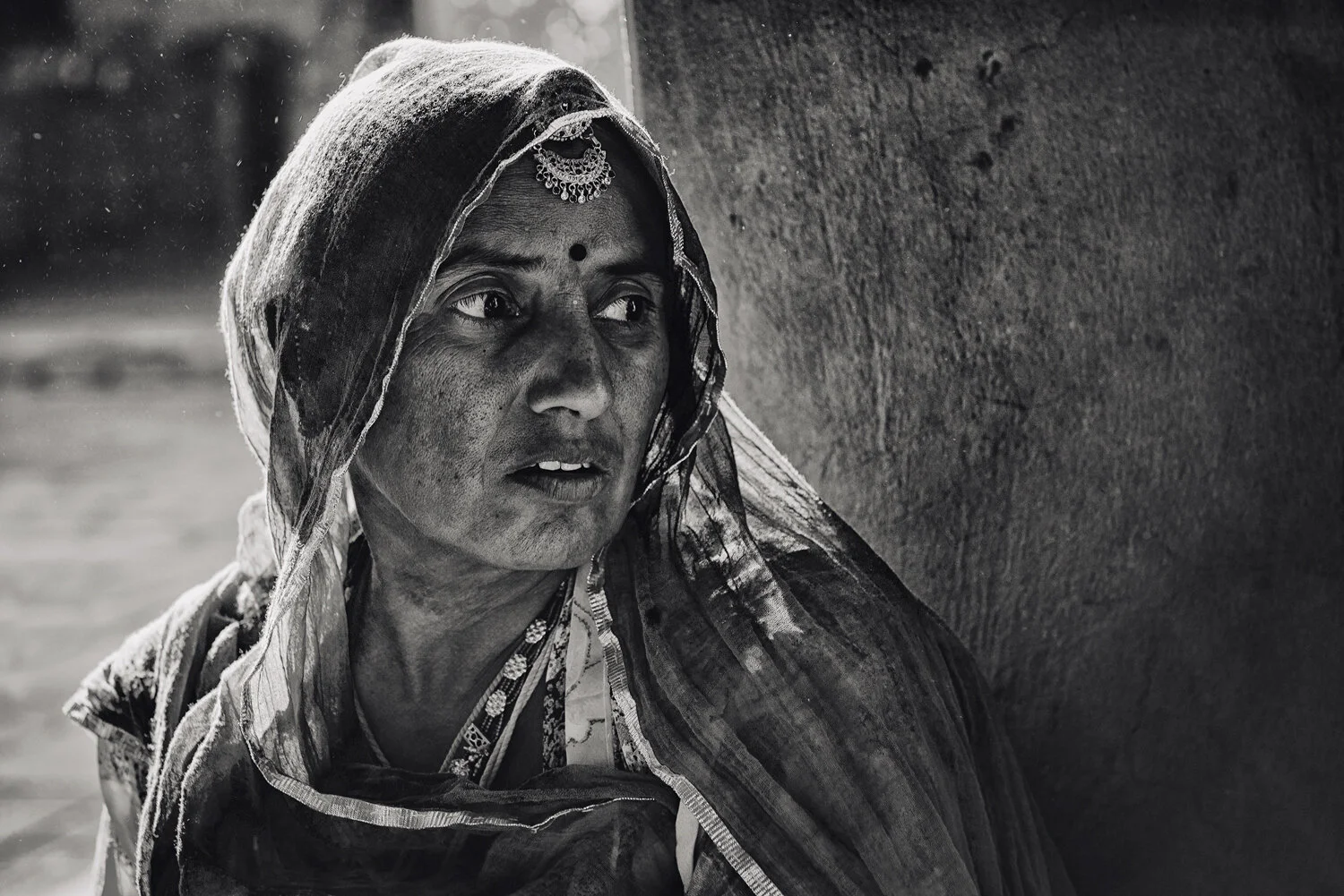 ORANGE-SARI-PORTRAIT.jpg