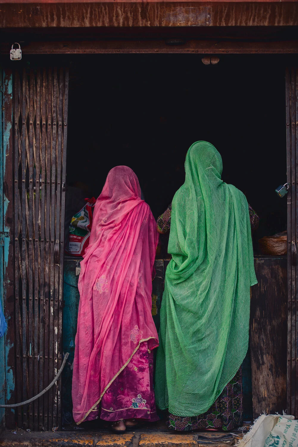 PINK-GREEN-SARIS.jpg