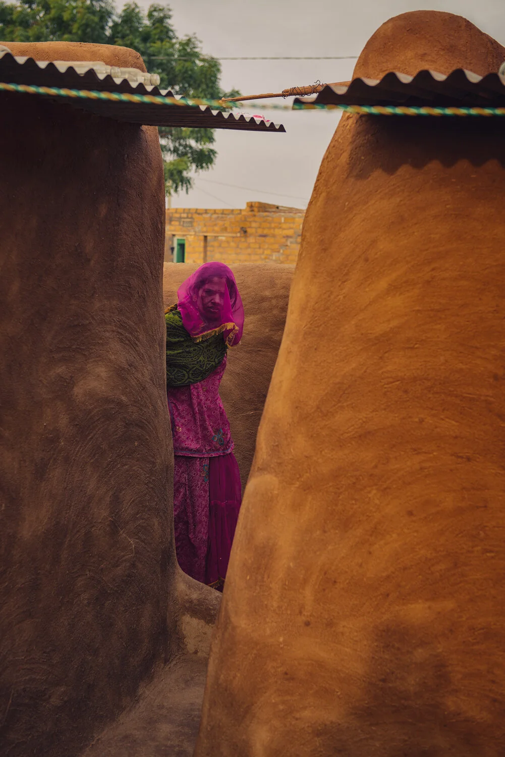 WOMAN-BETWEEN-BUILDINGS.jpg