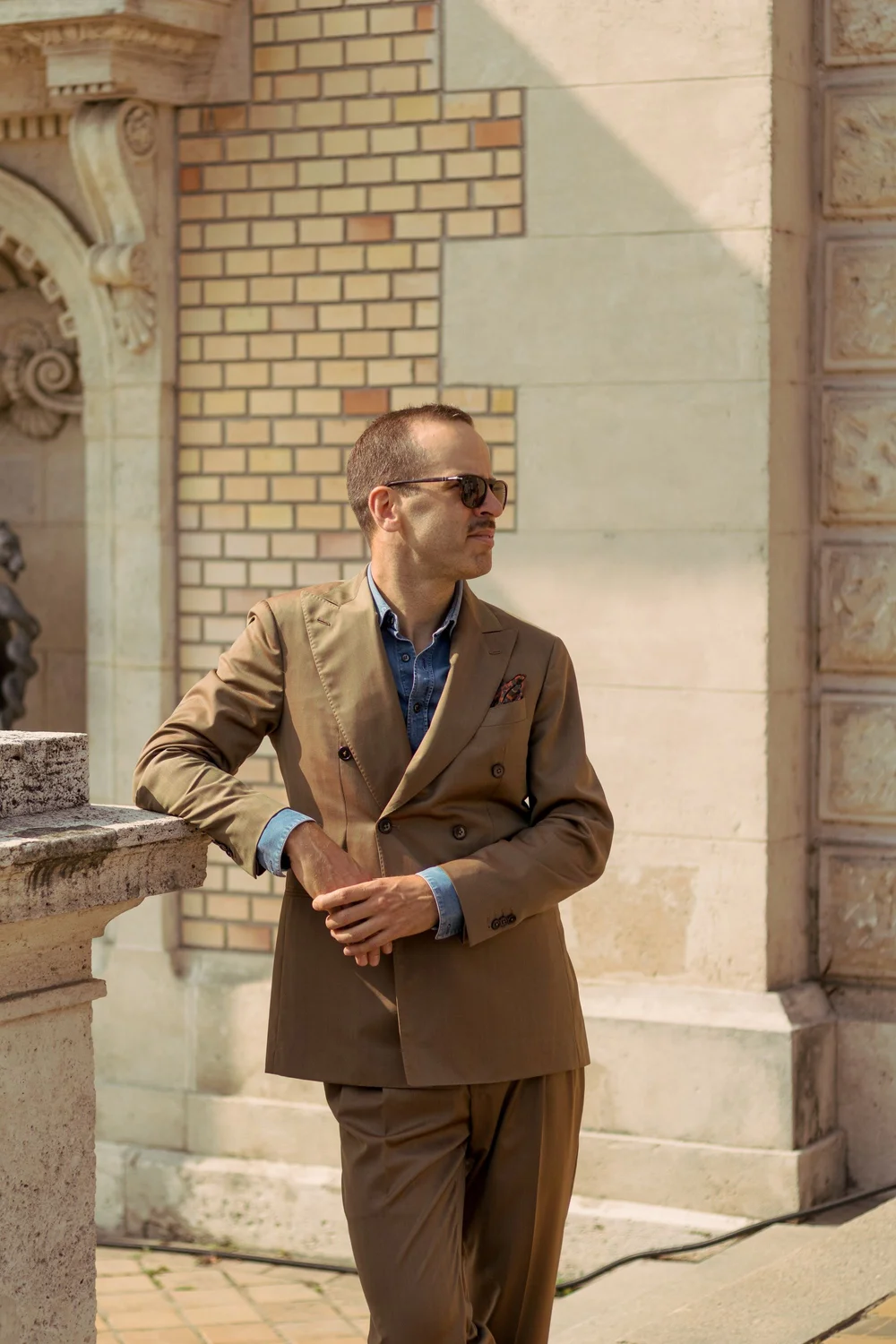 Méretre készített ruhatár Grosz Jánossal