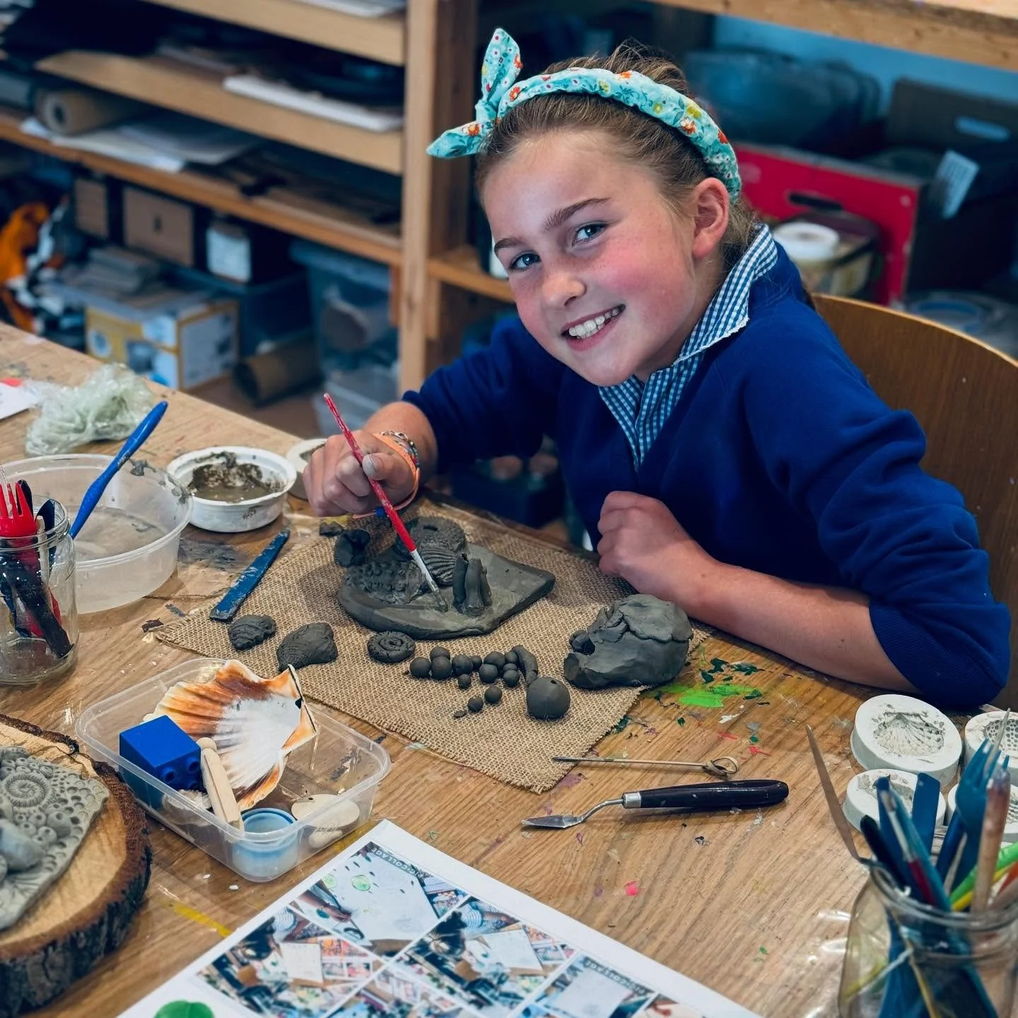 Last week students worked with air-dry clay to create decorative tiles. Inspired by Angela Schwer’s polymer tiles and the wonders of the sea, students first created all their mini sea elements before scratching and attaching them to their tiles