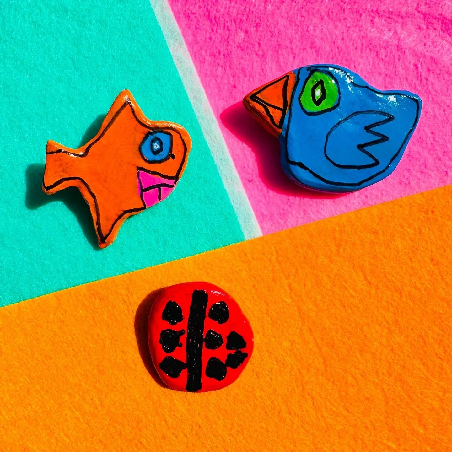 Beautiful Brooches π€©
Our students have decorated their brooches, and they are beautiful! They enjoyed working with paint and pens to add vibrant colours, patterns and detail.
Great work everyone! πππ
.
.
.
.
.
#sunshine #happy #airdryclay #3D #