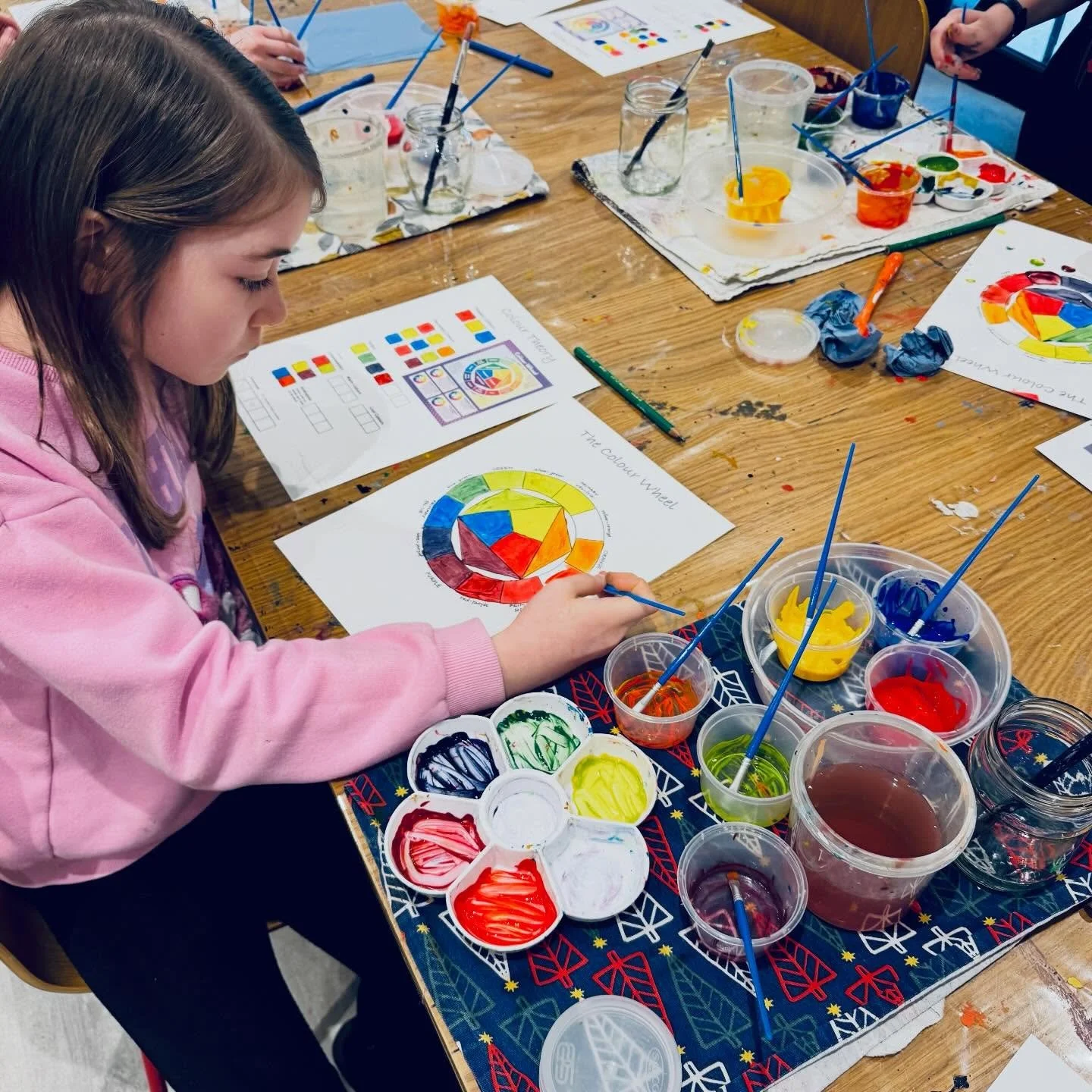 The Colour Wheel 
🔴🟠🟡🟢🔵🟣

Inspired by the book Mixed, by Arree Chung, we have been mixing colours and creating our own colour wheels this week! Lots of learning, lots of fun 💖

Wonderful wheels everyone 😍
.
.
.
.
.
#colour #colourwheel #colou