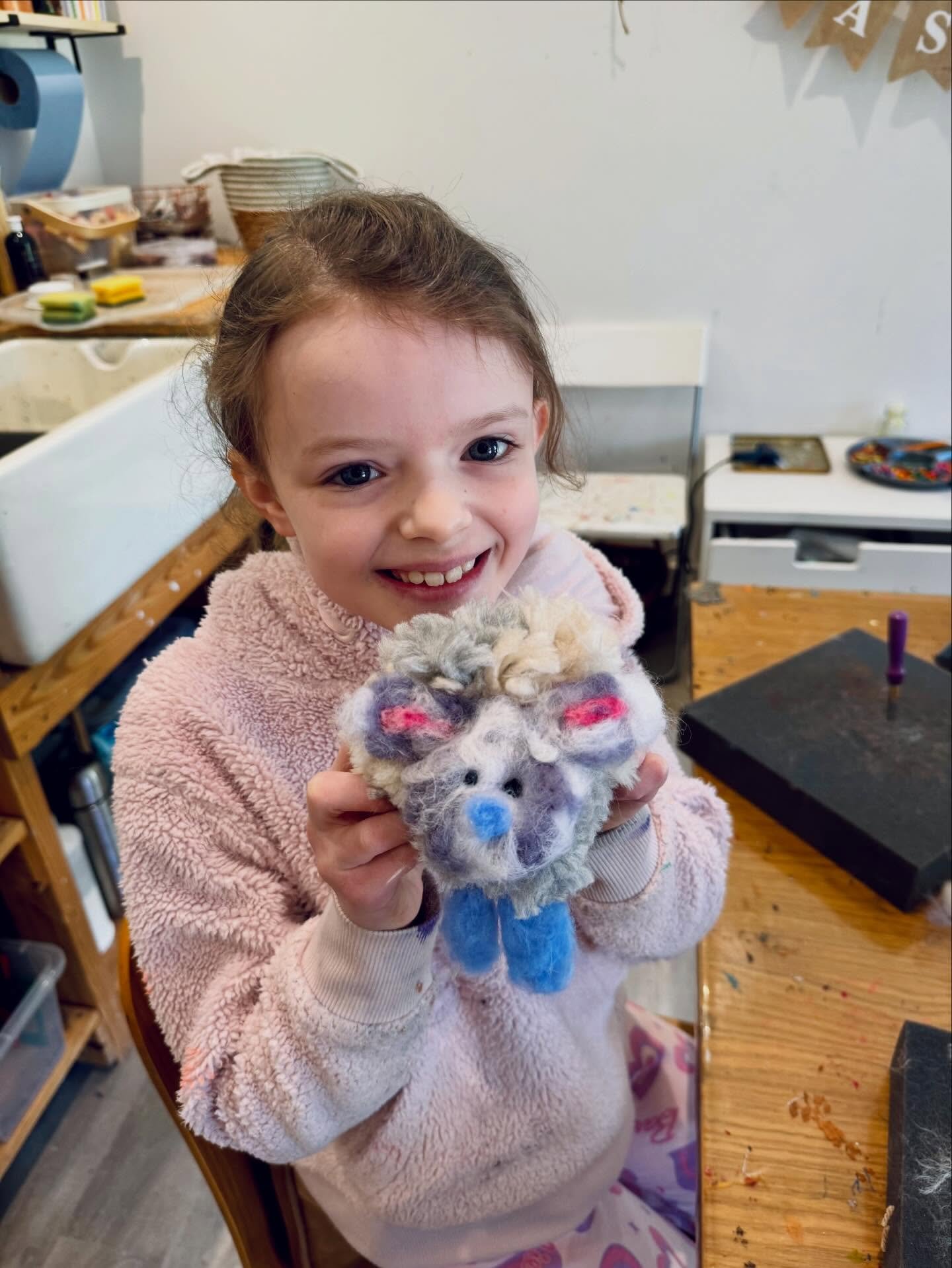 Easter Crafting Fun! 🐣✨

Our young artists have made their own fluffy pom-pom animals using pom-pom makers, and they are super cute! They explored needle felting to create heads, ears, and legs, and those who had time, decorated ceramic eggs with Po