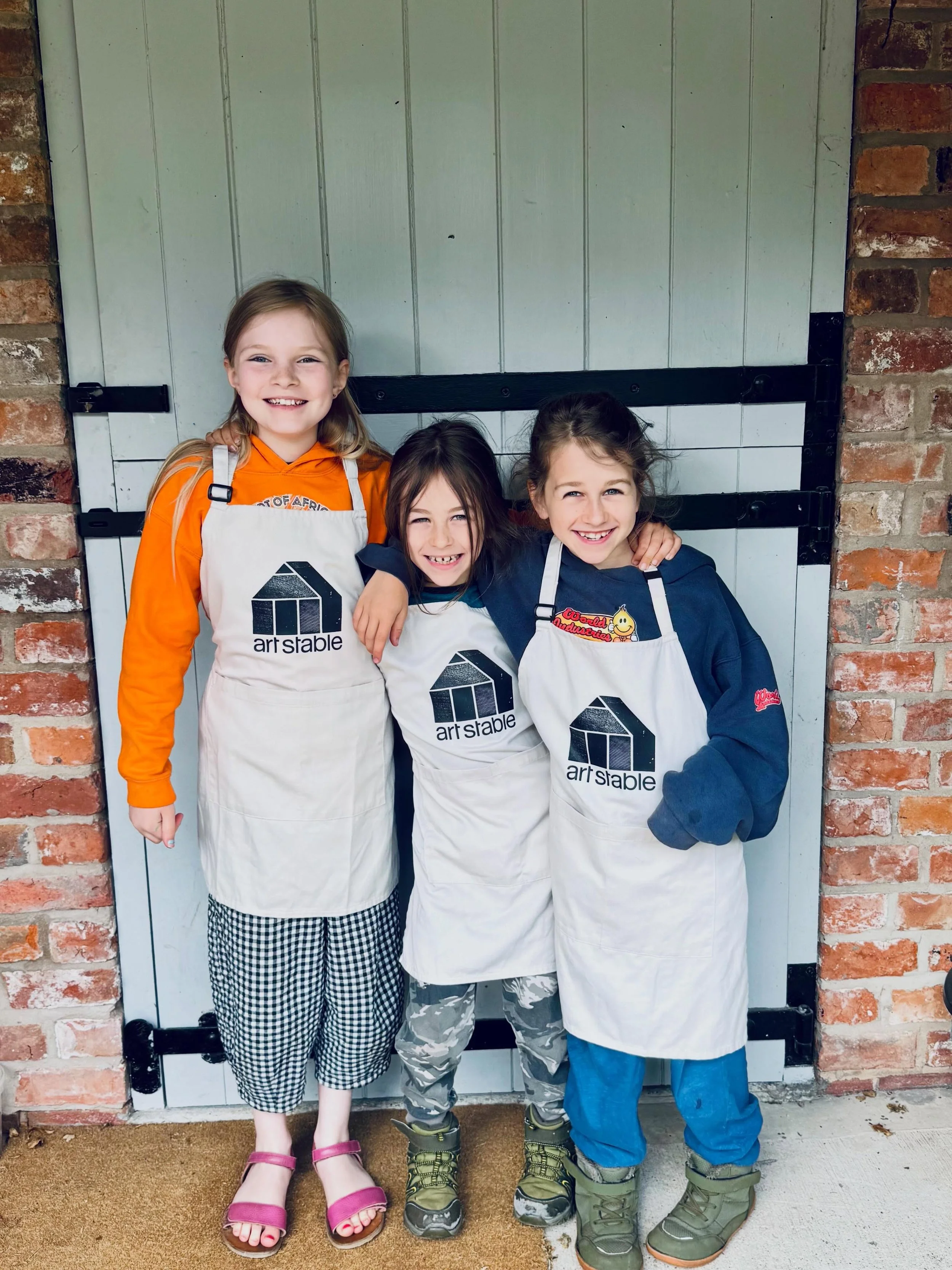 😍 Thank you for the aprons Emma. We LOVE them! 💖