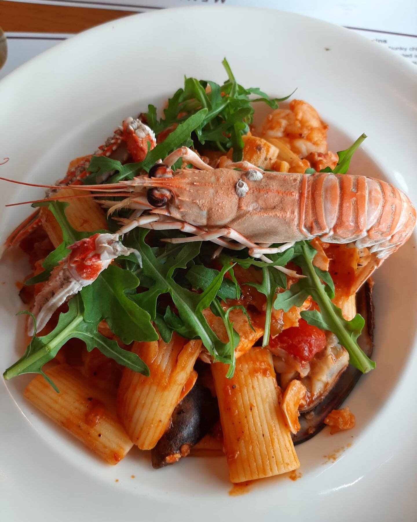 *customer photo* Fish of the day (Monday) Salmon, new New Zealand green lip mussels, king prawn, in a chilli and garlic ragu, rigatoni pasta finished with a langustine cooked in garlic butter. #frenchbistro #fishoftheday #seafood #goodfood #southport