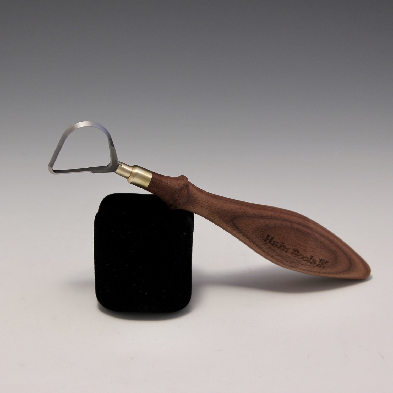 krokodille underskud Egnet Tungsten Carbide Pear-Shaped Loop Tool with Large Walnut Wooden Handle~ The  Hardest Pottery Trimming Tool Designed by Hsin-Chuen Lin — Hsin-Chuen Lin  Ceramics & Tools