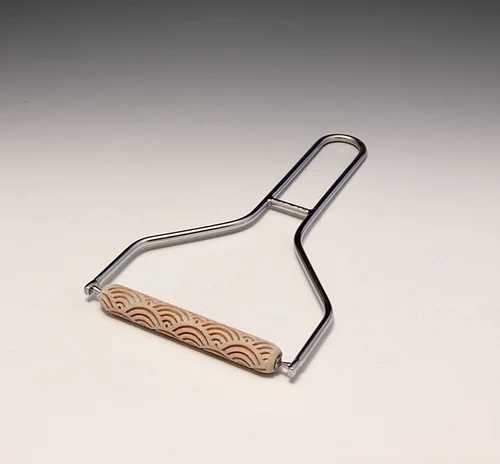 A Stainless Steel Handle for MKM (HR 100mm) and other leading brands Designed by Hsin-Chuen Lin